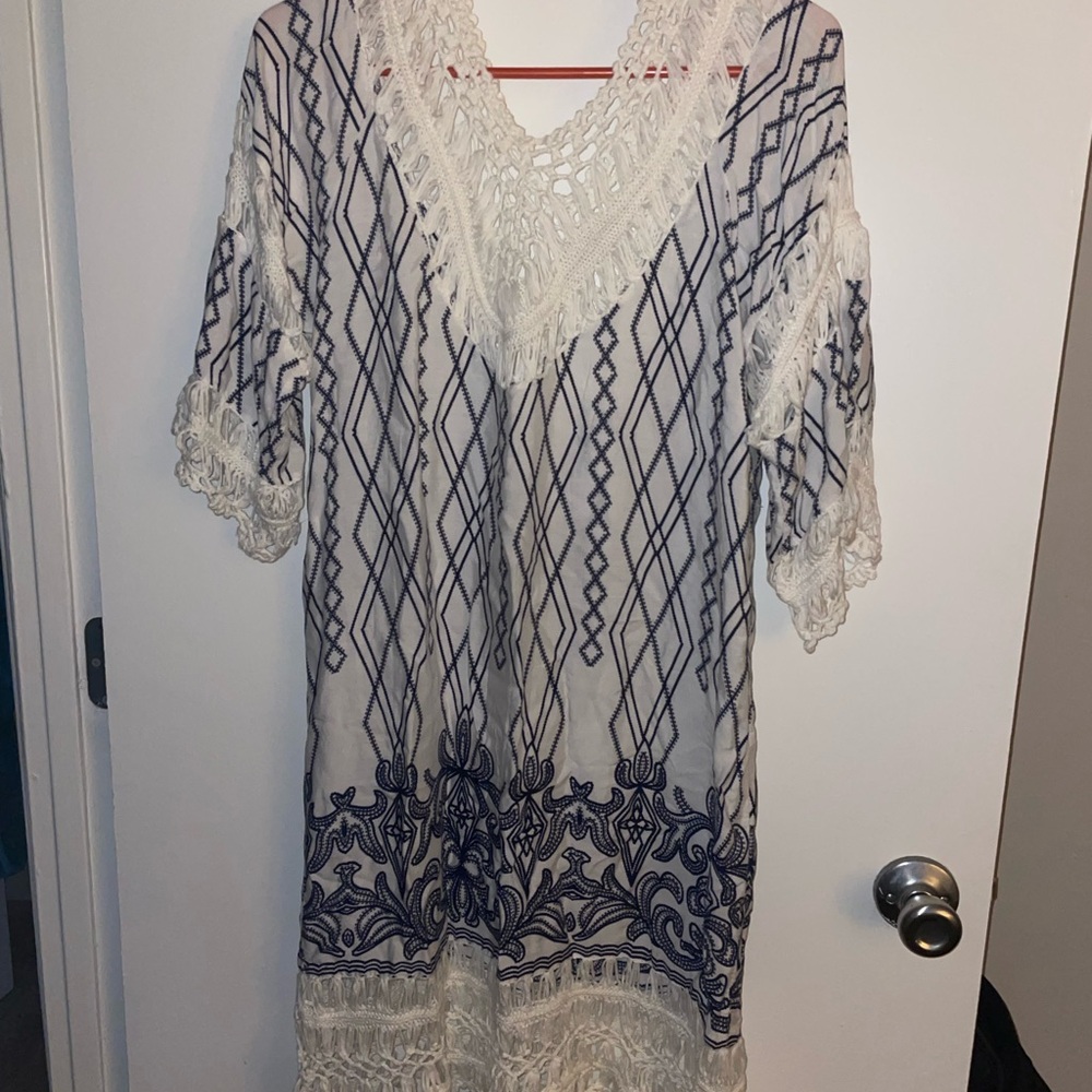 Elegant Lace Trim Swim Coverup in Navy and Cream